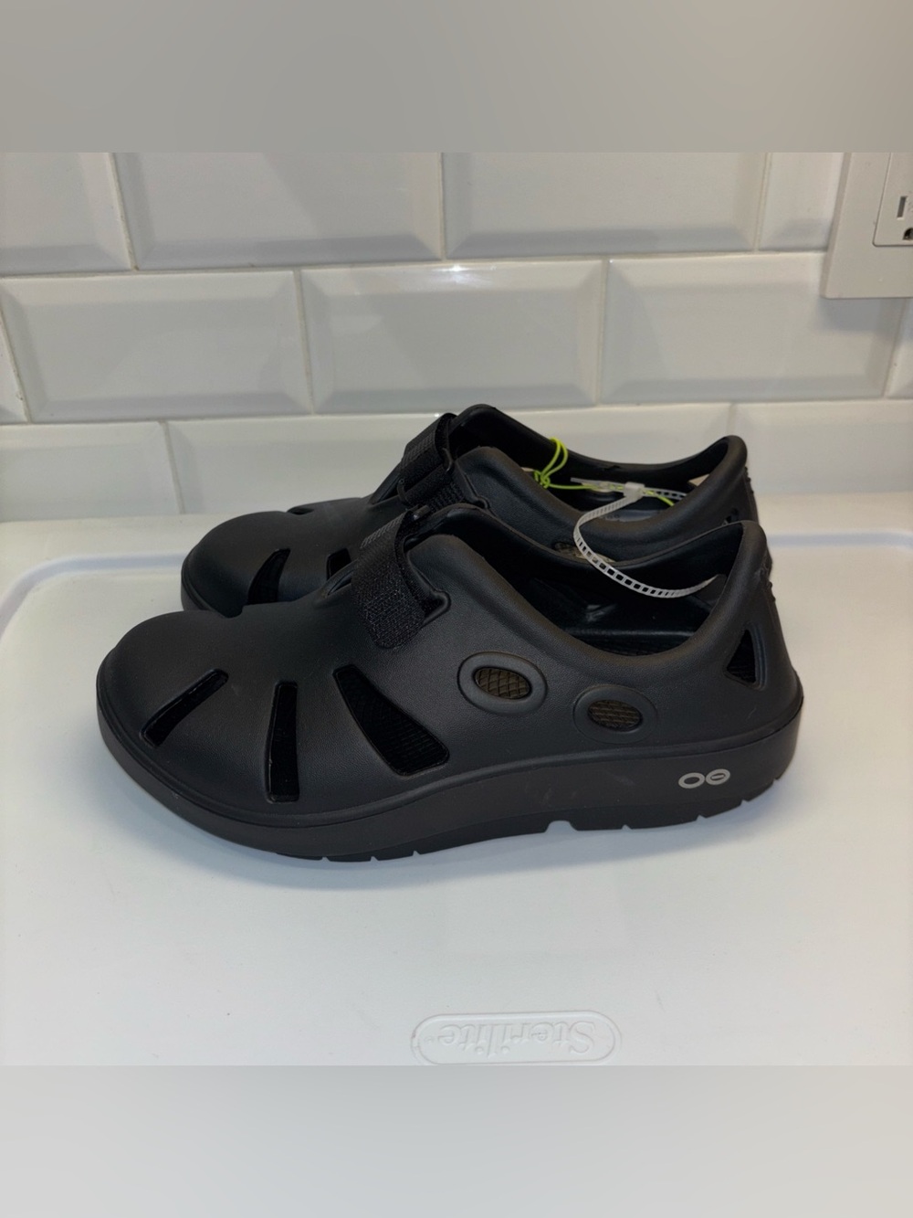 Oofos Oocandoo Sport Recovery Lightweight Sandals Women’s Size 7 NWT - Picture 3 of 7